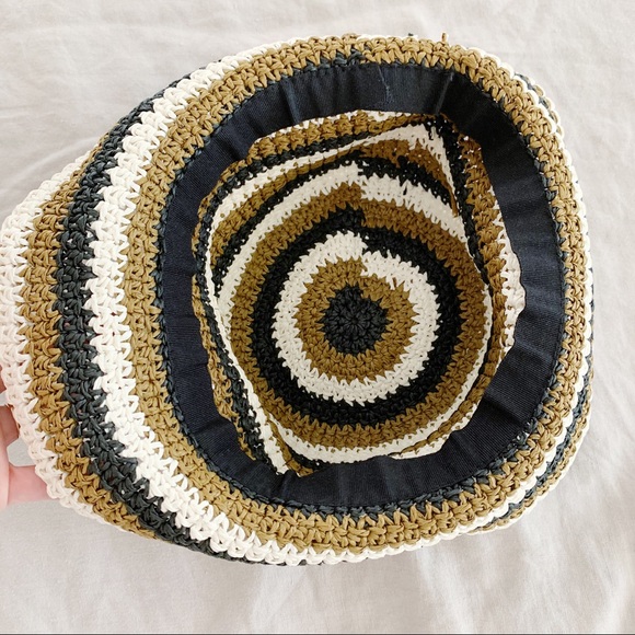 ‼️SOLD on Depop‼️Vintage floppy bucket hat - Picture 5 of 7